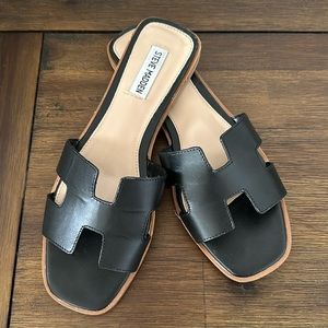 Steve Madden Hayden Black Leather Sandal